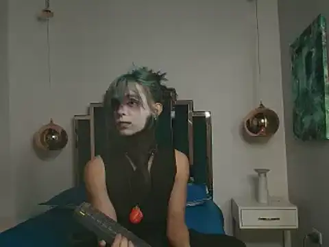 luxiel  online show from 04-07-26, 08:53