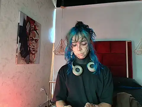 luxiel  online show from 04-24-26, 09:17