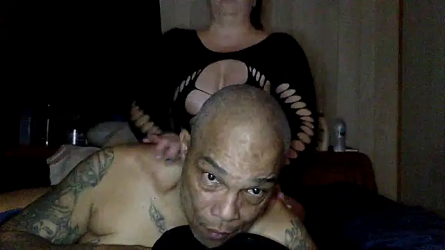 Snapshot of KSQUEEN chatting on 11-29-25, 06:38 KSQUEEN online show from 11-29-25, 06:38