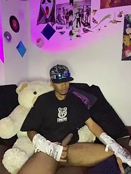 Snapshot of Kaizen-Black chatting on 11-11-25, 04:56 Kaizen-Black online show from 11-11-25, 04:56