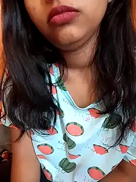 Sexy Divya   online show from 03-28-26, 01:49