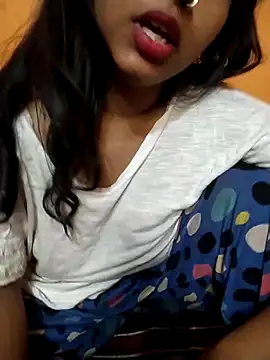Sexy Divya   online show from 04-13-26, 05:40