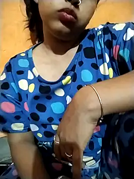Sexy Divya   online show from 04-16-26, 05:25