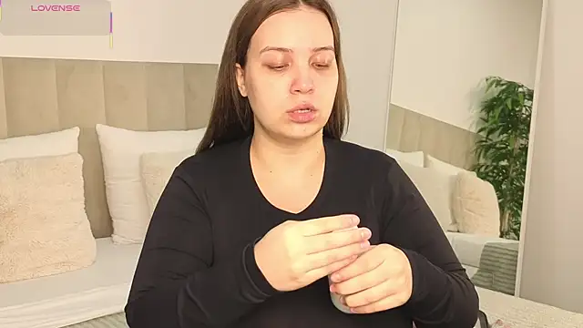 KilianaNoir online show from 04-21-26, 07:14