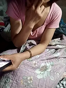 Lynn-122 online show from 04-18-26, 07:07