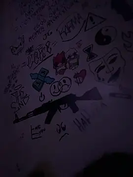 carolinn3 online show from 11-14-25, 05:28