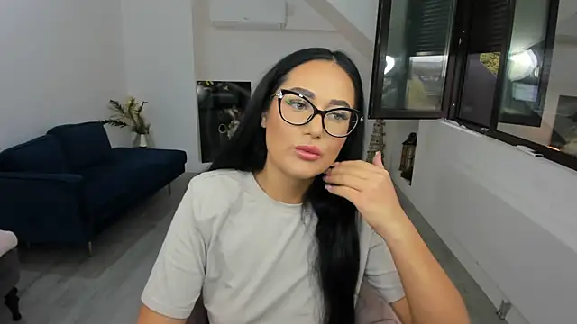 AnyaEvy online show from 11-12-25, 05:30