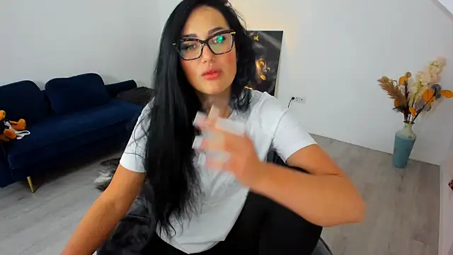 AnyaEvy online show from 04-25-26, 04:26