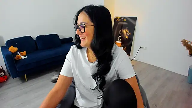 AnyaEvy online show from 04-27-26, 04:32