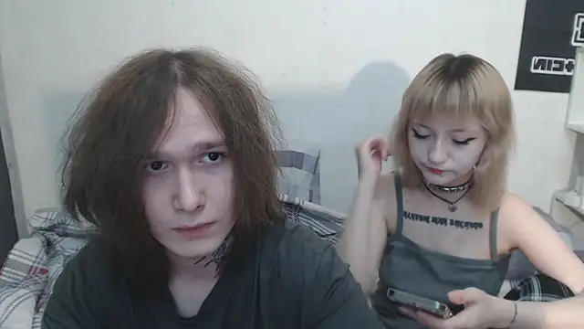 Snapshot of angelsofpornn chatting on 12-19-25, 04:03 angelsofpornn online show from 12-19-25, 04:03