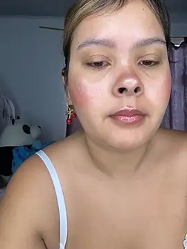 Snapshot of MelodySanz chatting on 05-18-26, 02:23 MelodySanz online show from 05-18-26, 02:23