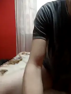 Snapshot of juliann_boy chatting on 11-25-25, 11:54 juliann boy online show from 11-25-25, 11:54