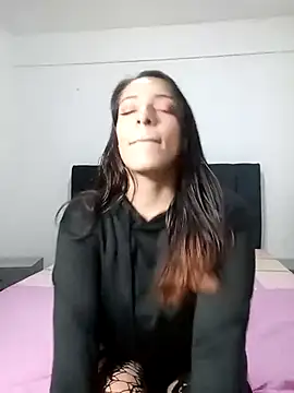 Snapshot of Vianca_Costt chatting on 12-04-25, 04:11 Vianca Costt online show from 12-04-25, 04:11