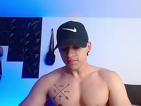 Snapshot of adam_keith chatting on 11-10-25, 02:16 adam keith online show from 11-10-25, 02:16