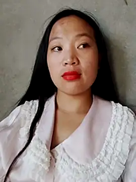 Snapshot of Yumiik2kk chatting on 11-15-25, 05:38 Yumiik2kk online show from 11-15-25, 05:38