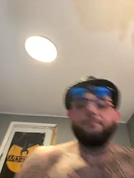 trickydickydaddy online show from 11-21-25, 04:44