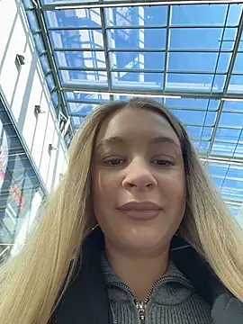 SashaCatt online show from 04-20-26, 08:28