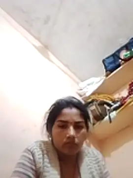 Snapshot of Seema_ji12 chatting on 12-16-25, 12:15 Seema ji12 online show from 12-16-25, 12:15