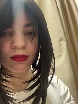 Snapshot of LilxSar chatting on 11-27-25, 08:22 LilxSar online show from 11-27-25, 08:22