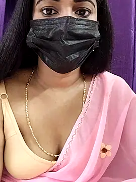 Snapshot of Honeya96 chatting on 11-09-25, 01:53 Honeya96 online show from 11-09-25, 01:53