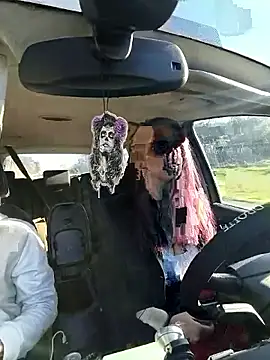 MickNanaa online show from 11-27-25, 10:17