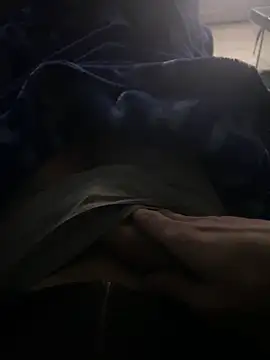 groschibre40100 online show from 02-03-26, 10:37