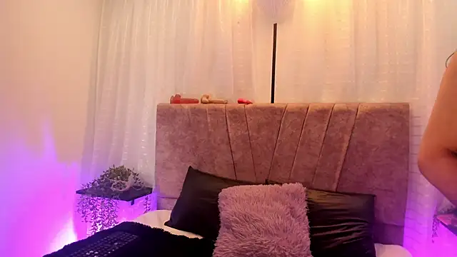 Snapshot of Victoriaa_Anderson chatting on 05-30-26, 12:57 Victoriaa Anderson online show from 05-30-26, 12:57
