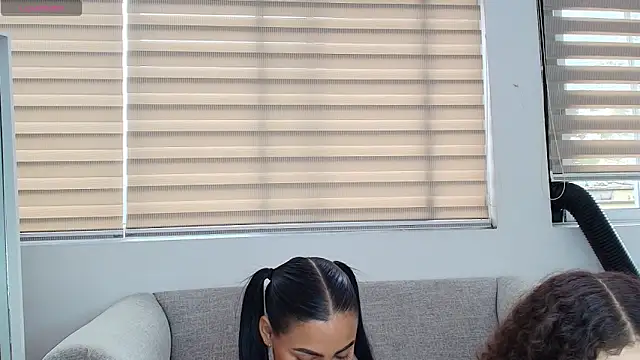 Ashlyrouxx online show from 03-18-26, 10:02