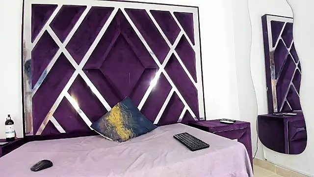 ninaasm online show from 01-13-26, 12:32