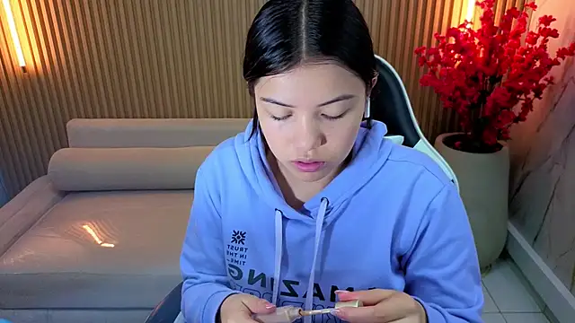 venus velvet tp online show from 04-24-26, 01:35