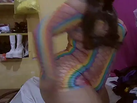 Snapshot of aranzaza chatting on 11-08-25, 10:41 aranzaza online show from 11-08-25, 10:41