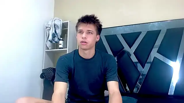 Liam York  online show from 03-22-26, 05:00