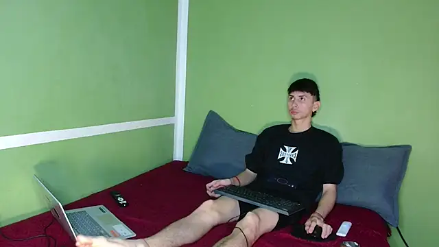 Kurt williams1 online show from 12-05-25, 02:14