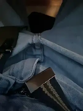 Snapshot of hot_boy06 chatting on 11-27-25, 01:02 hot boy06 online show from 11-27-25, 01:02