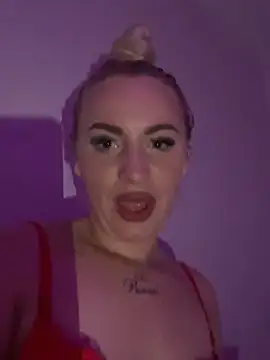 Snapshot of RuxyCatrina chatting on 11-09-25, 04:33 RuxyCatrina online show from 11-09-25, 04:33