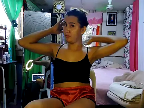 ur hot jenelle online show from 07-26-26, 07:15