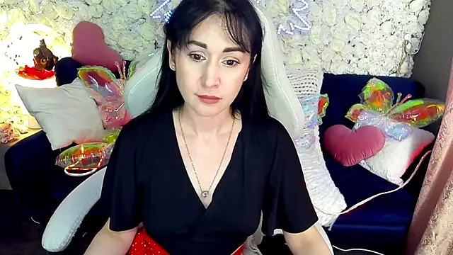 Snapshot of CarolinaaFoxyyy chatting on 03-31-26, 12:49 CarolinaaFoxyyy online show from 03-31-26, 12:49