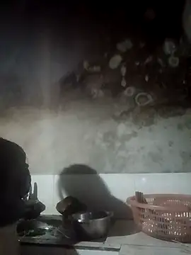 blonde blg online show from 12-21-25, 10:39