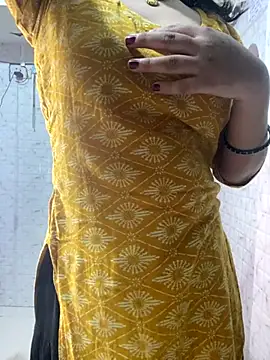 Snapshot of Red_Queen_11 chatting on 12-02-25, 06:58 Red Queen 11 online show from 12-02-25, 06:58