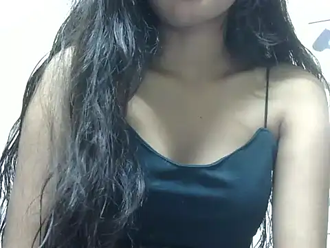 SEXY PRIYA83 online show from 04-25-26, 12:41