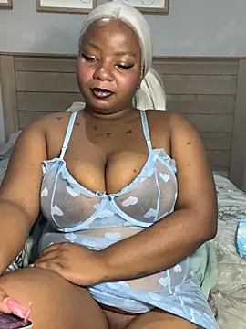 Snapshot of Exxoticaa chatting on 01-14-26, 08:20 Exxoticaa online show from 01-14-26, 08:20