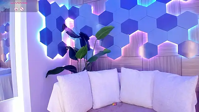 sofiaivanova online show from 02-03-26, 03:37