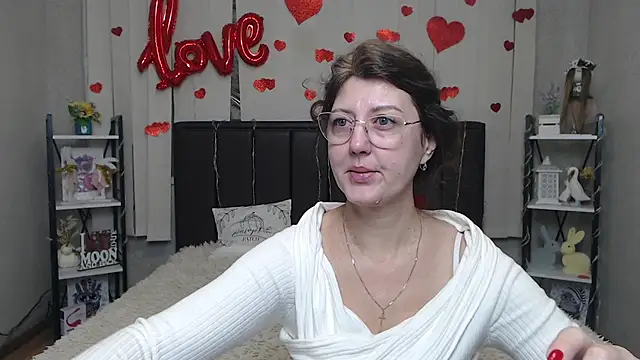 RoseHille online show from 03-07-26, 05:59