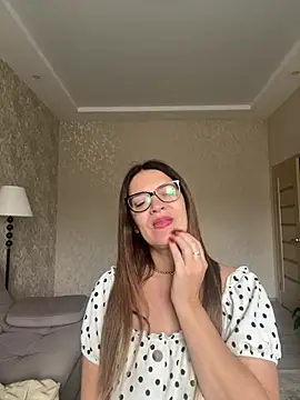 Milana8263 online show from 04-14-26, 07:58