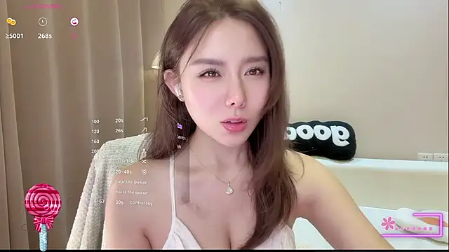 Snapshot of yannizi chatting on 07-05-26, 01:07 yannizi online show from 07-05-26, 01:07