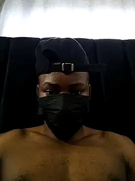 Snapshot of LWAZI_2304 chatting on 11-10-25, 06:01 LWAZI 2304 online show from 11-10-25, 06:01