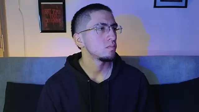 AresMassimoX online show from 04-25-26, 06:38