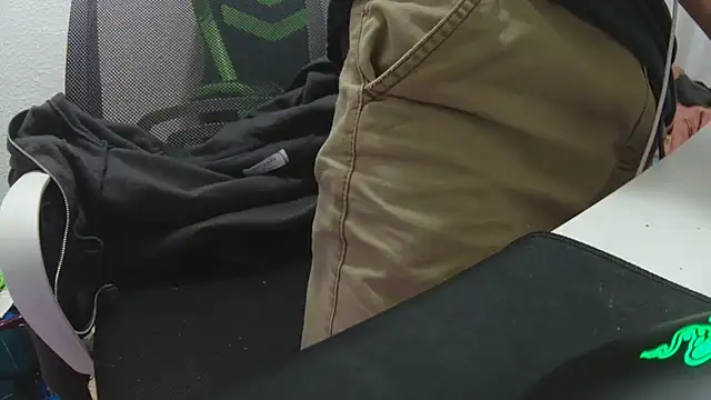 Calavera2001 online show from 01-14-26, 04:18