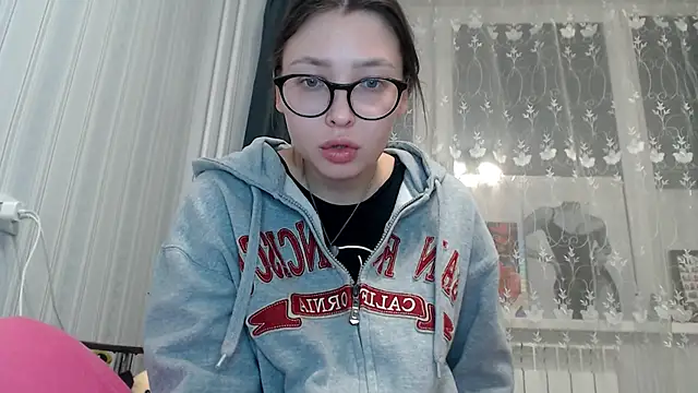 your  gena online show from 11-25-25, 02:06