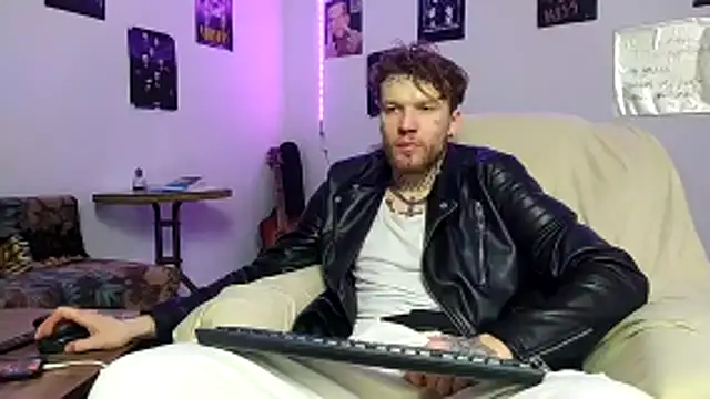 Huntall77 online show from 02-02-26, 05:33